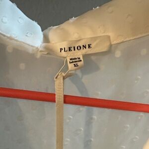 Pleione Ivory Textured Top